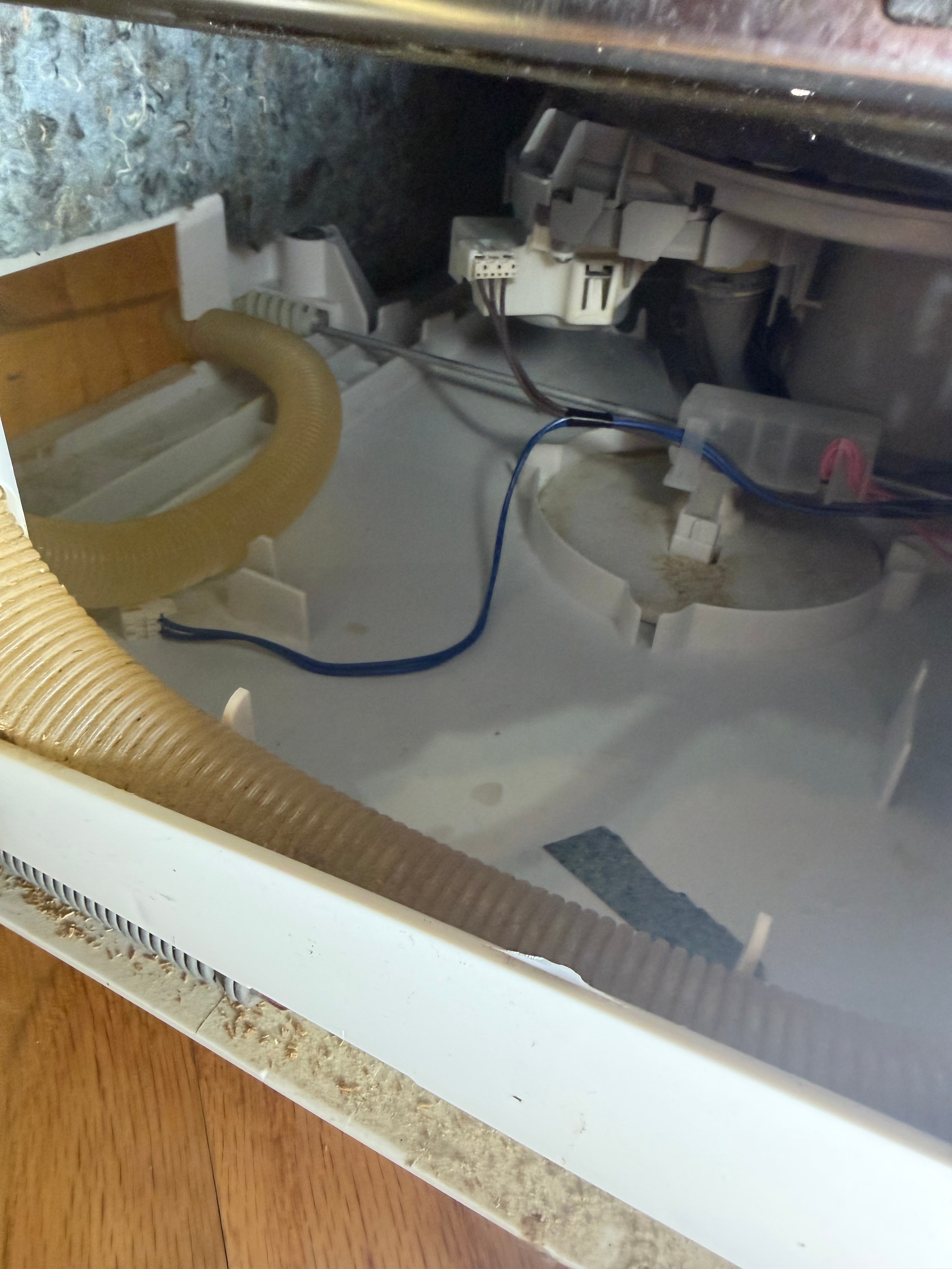Bosch dishwasher base pan with water collected — float switch activated, E15 flood protection mode
